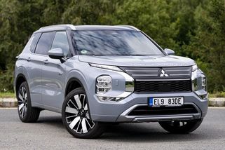 Test Mitsubishi Outlander: Návrat ve velkém stylu - Novinky